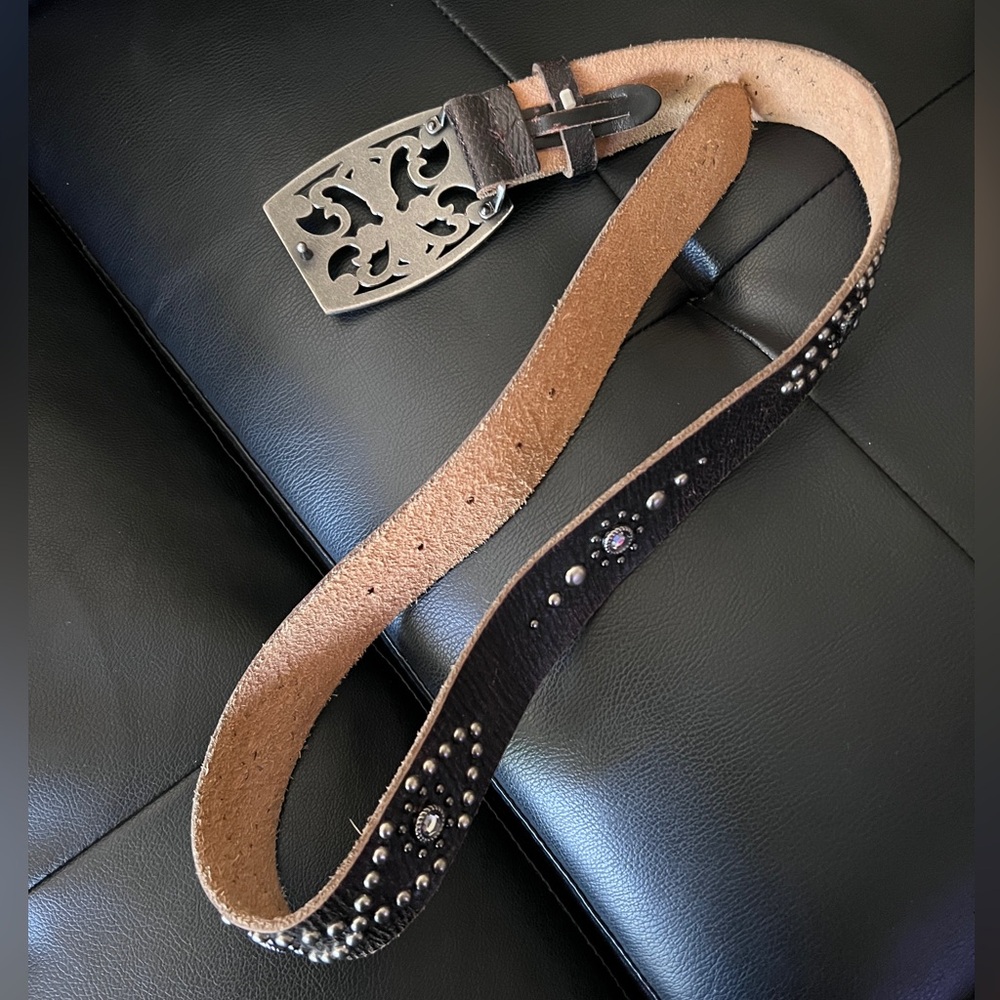 Vintage leather rhinestone cross buckle belt - Picture 6 of 9